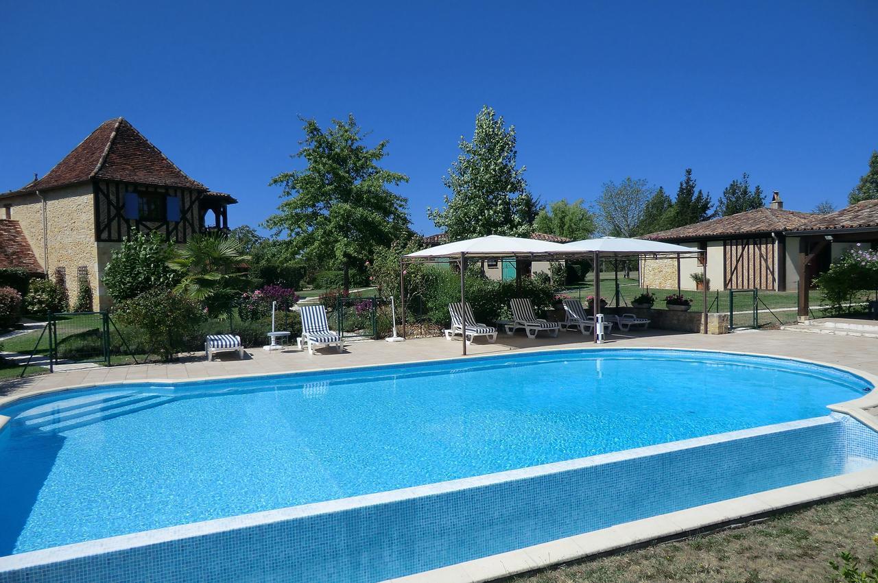 Au Jardin Fleuri Hotel Bosset Zewnętrze zdjęcie